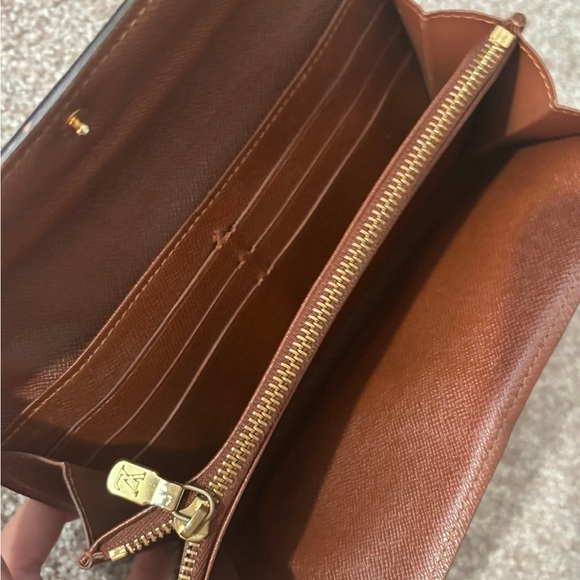 SOLD - Picture 4 of 11